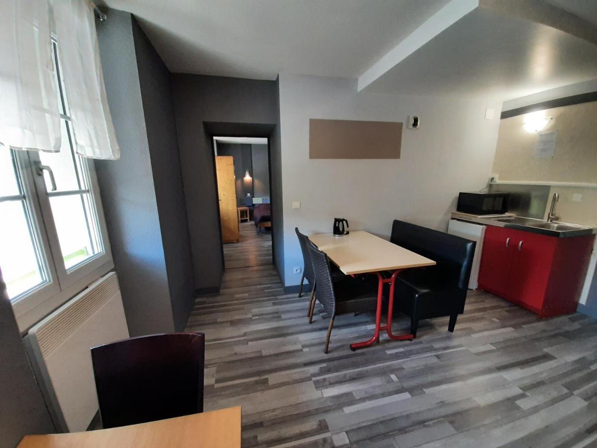 אורנה Hotel De La Vallee מראה חיצוני תמונה