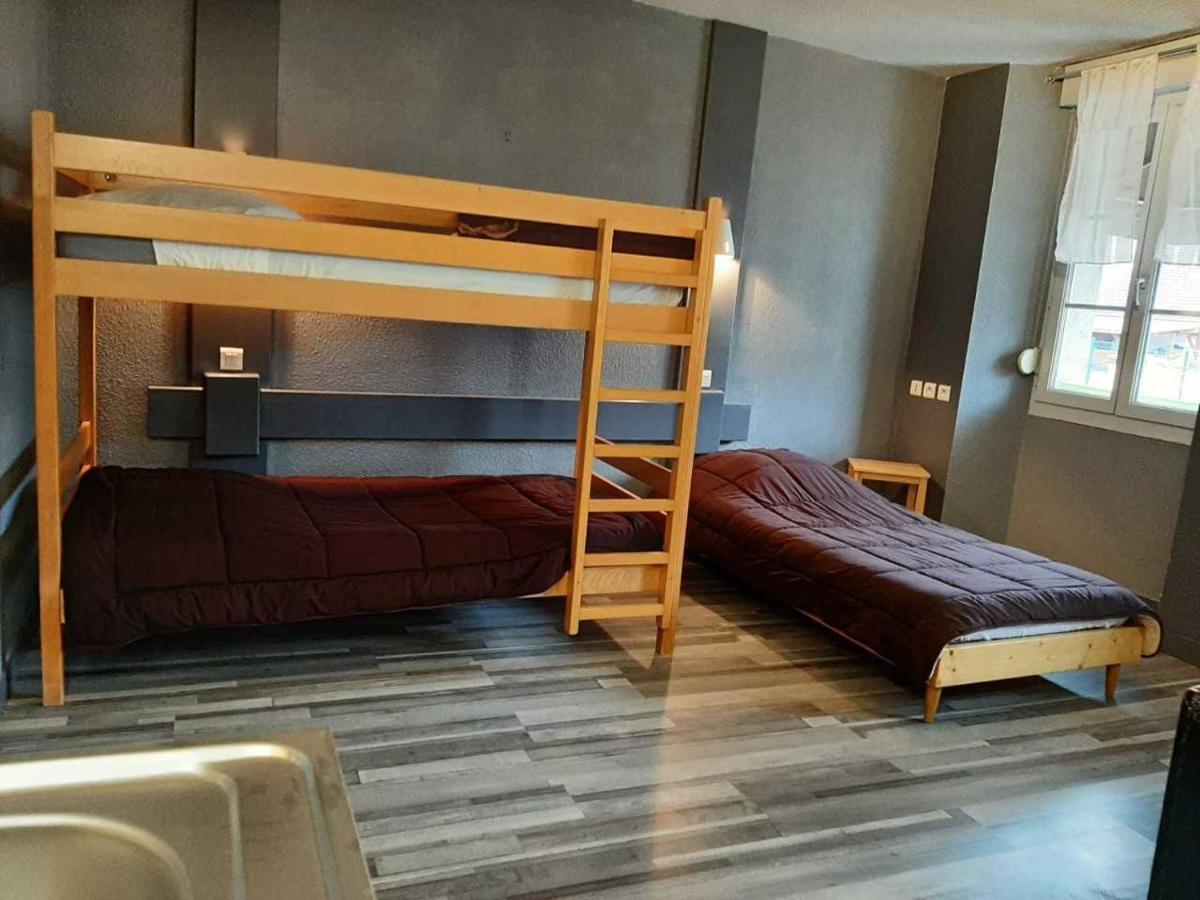 אורנה Hotel De La Vallee מראה חיצוני תמונה