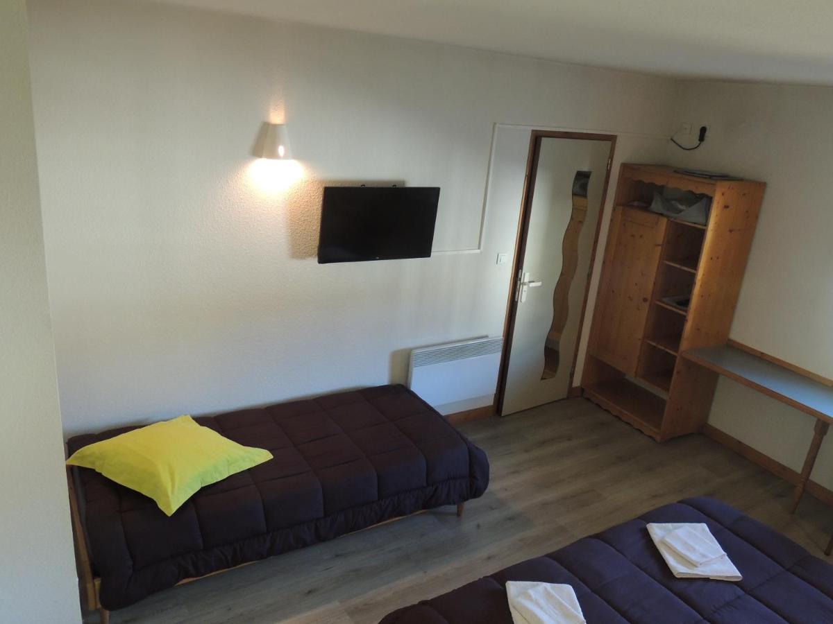 אורנה Hotel De La Vallee מראה חיצוני תמונה