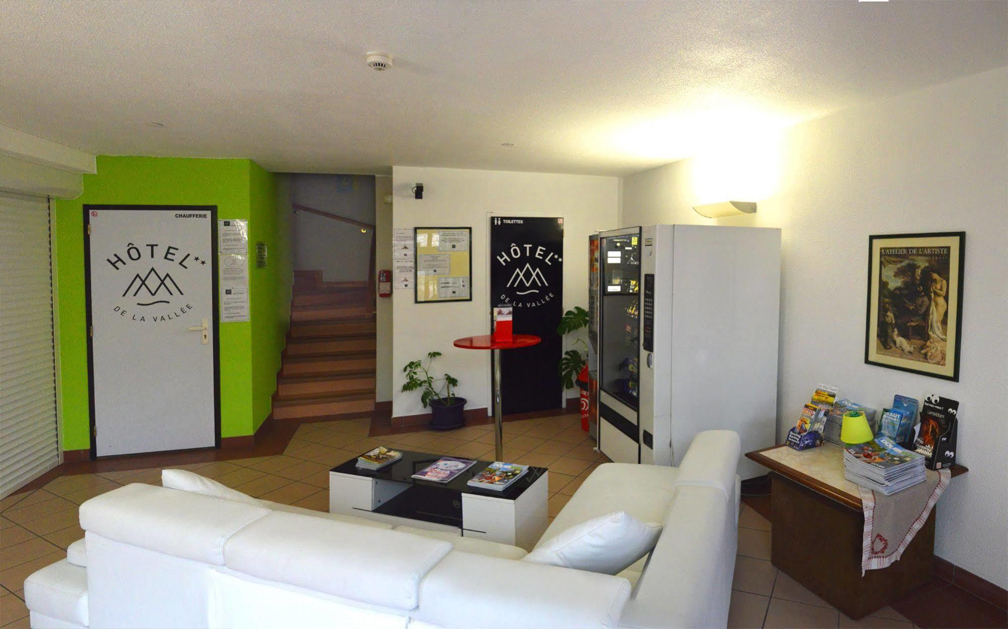 אורנה Hotel De La Vallee מראה חיצוני תמונה
