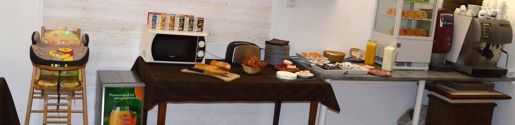 אורנה Hotel De La Vallee מראה חיצוני תמונה